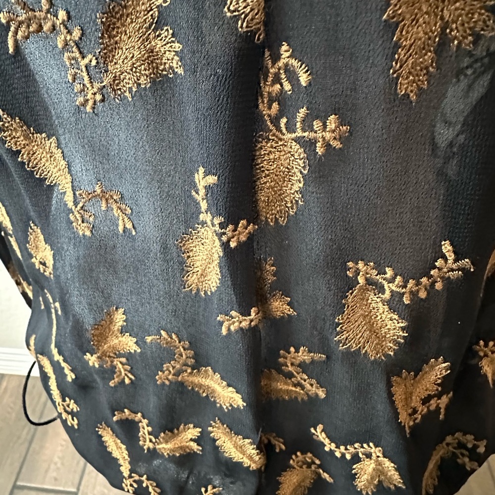 Wrap London Margot Blouse - Picture 7 of 11